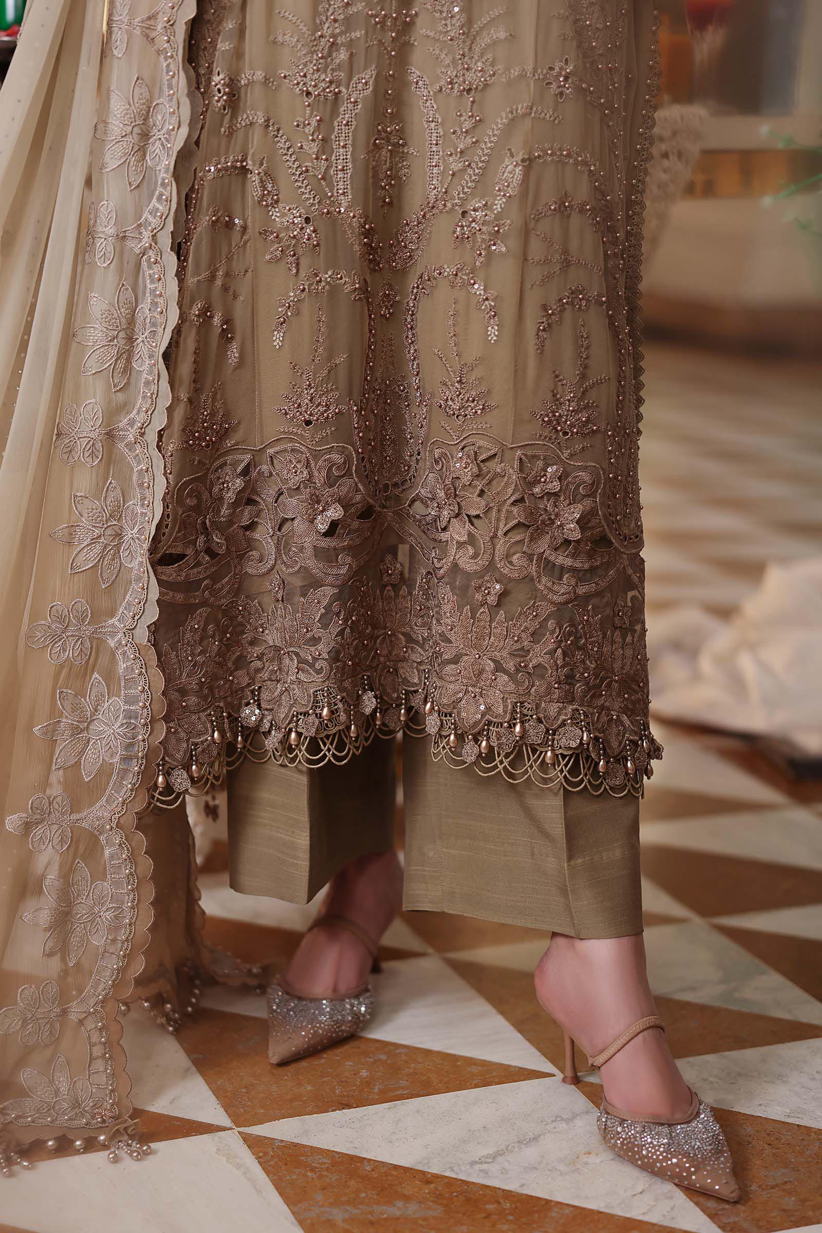 Maria B MPC-26-103 Style — Mairaz Olive Gold Three-Piece Suit