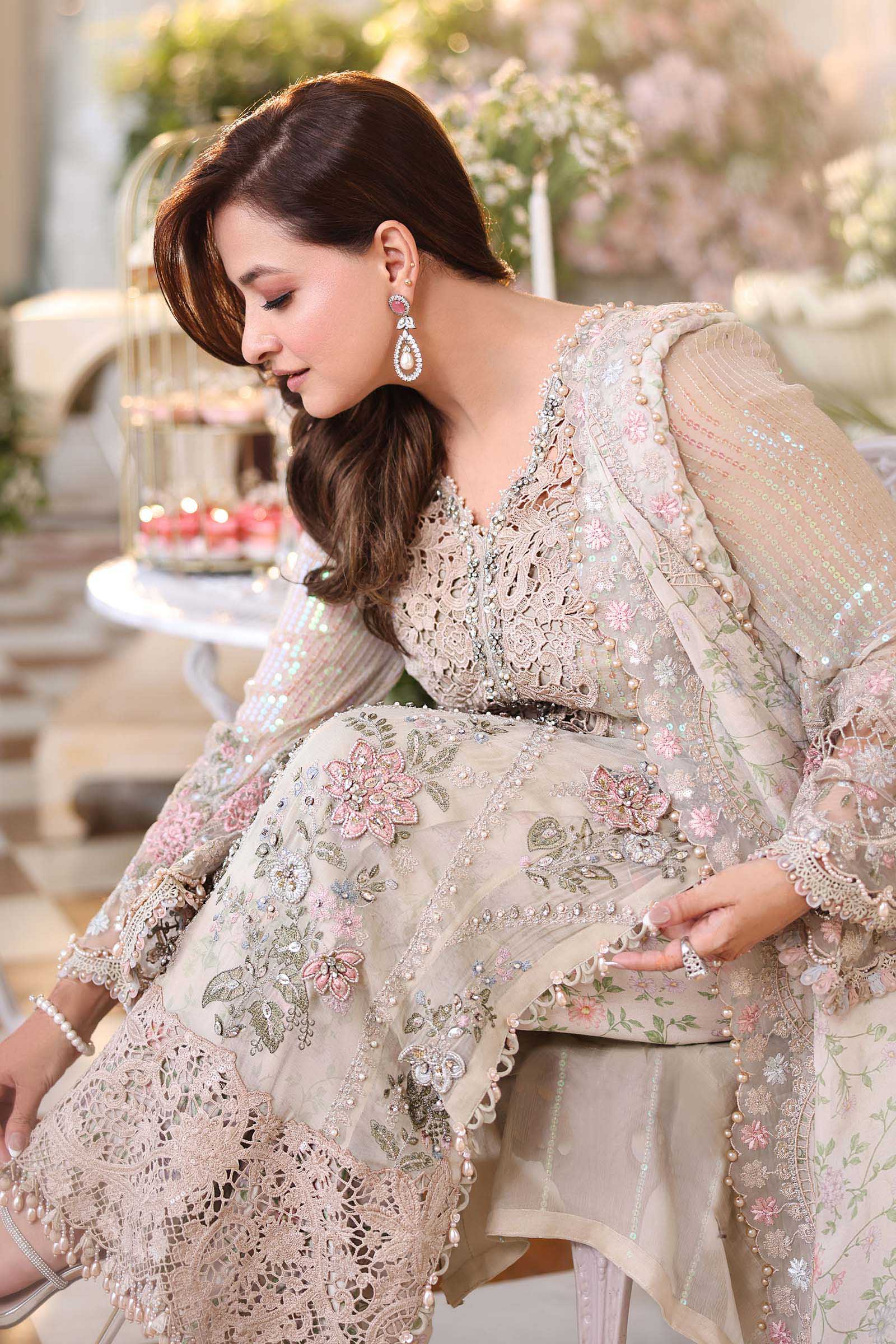 Ivory chiffon Pakistani suit, MPC-26-107 style, embroidery detail