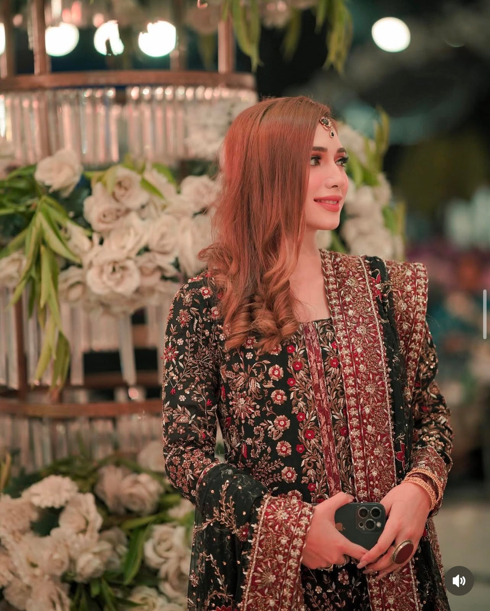 Haris Shakeel Shayna style — Mairaz black maxi reference, view 7 of 10