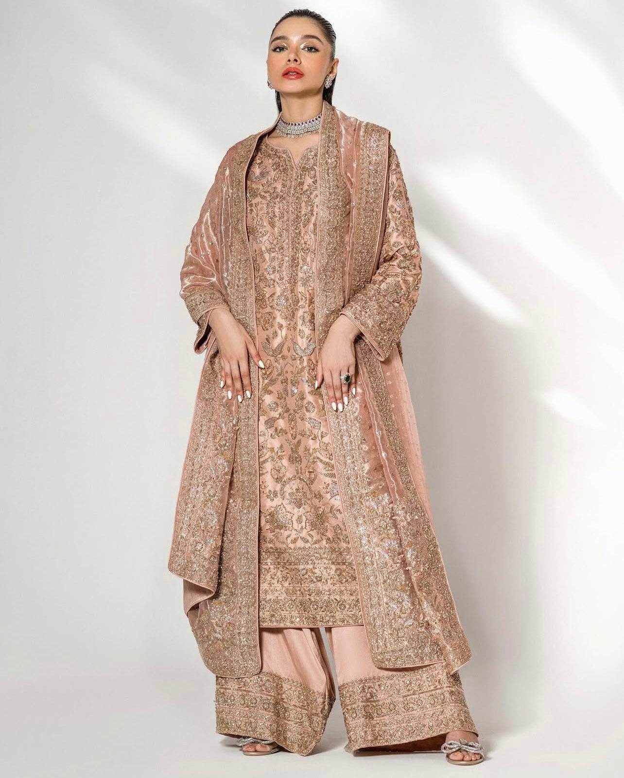 Honey Waqar INARA Style — Mairaz Formal Ensemble