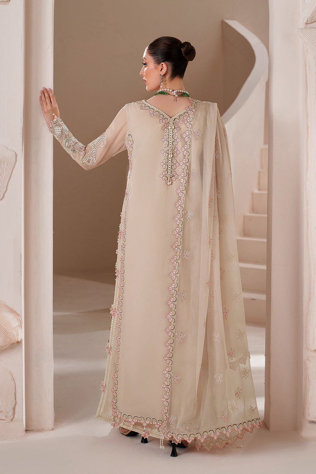 Alizeh Niora Style — Mairaz Three-Piece Suit