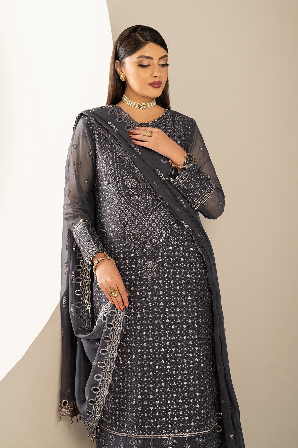 Alizeh AF-CH-2188-Akoya Style — Mairaz Deep Grey Three-Piece Suit