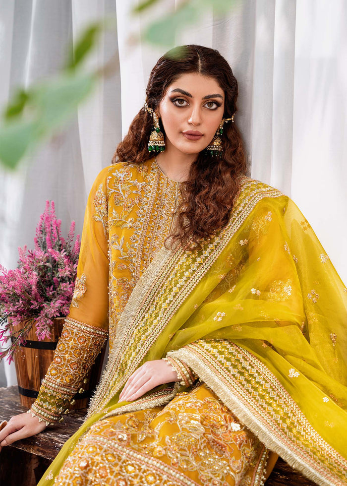 Akbar Aslam Rohi U-1498 Style — Mairaz Three-Piece Suit
