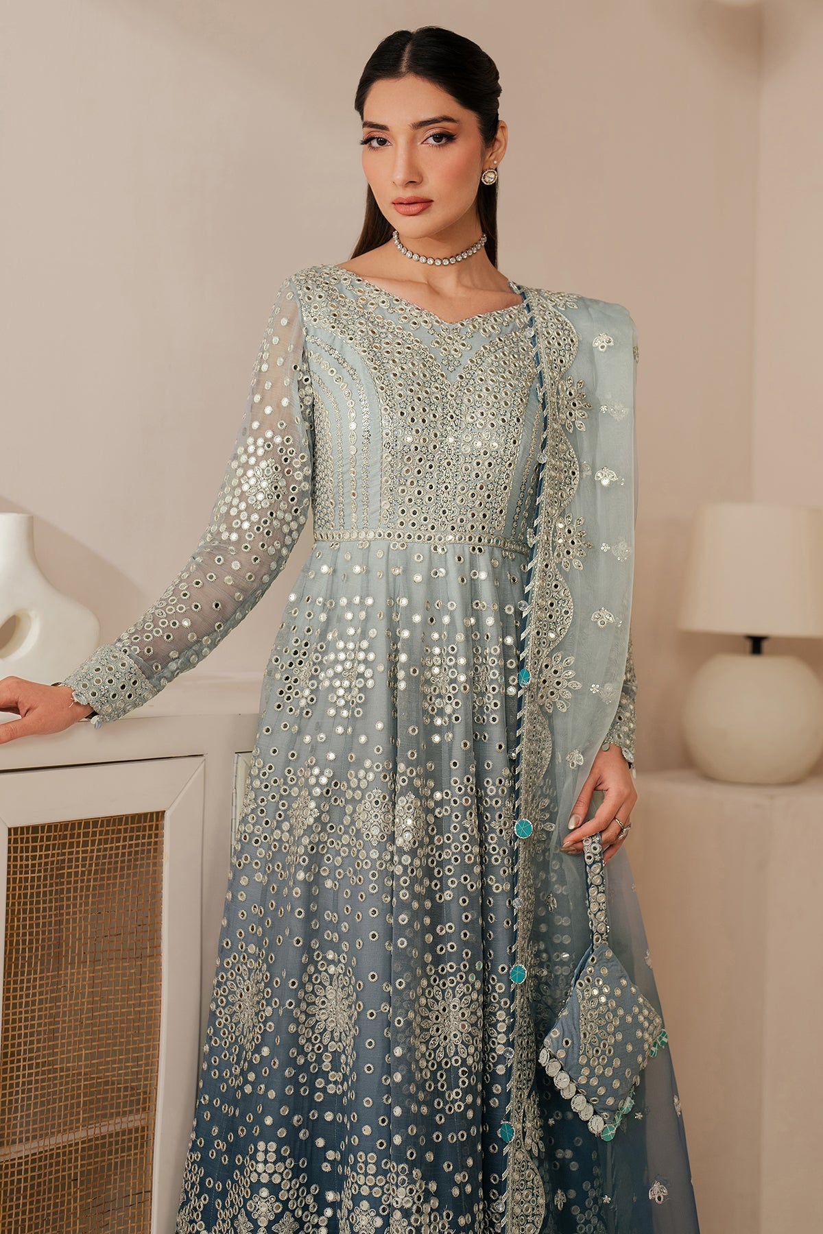 Jazmin UC-3116 Style — Mairaz Three-Piece Suit