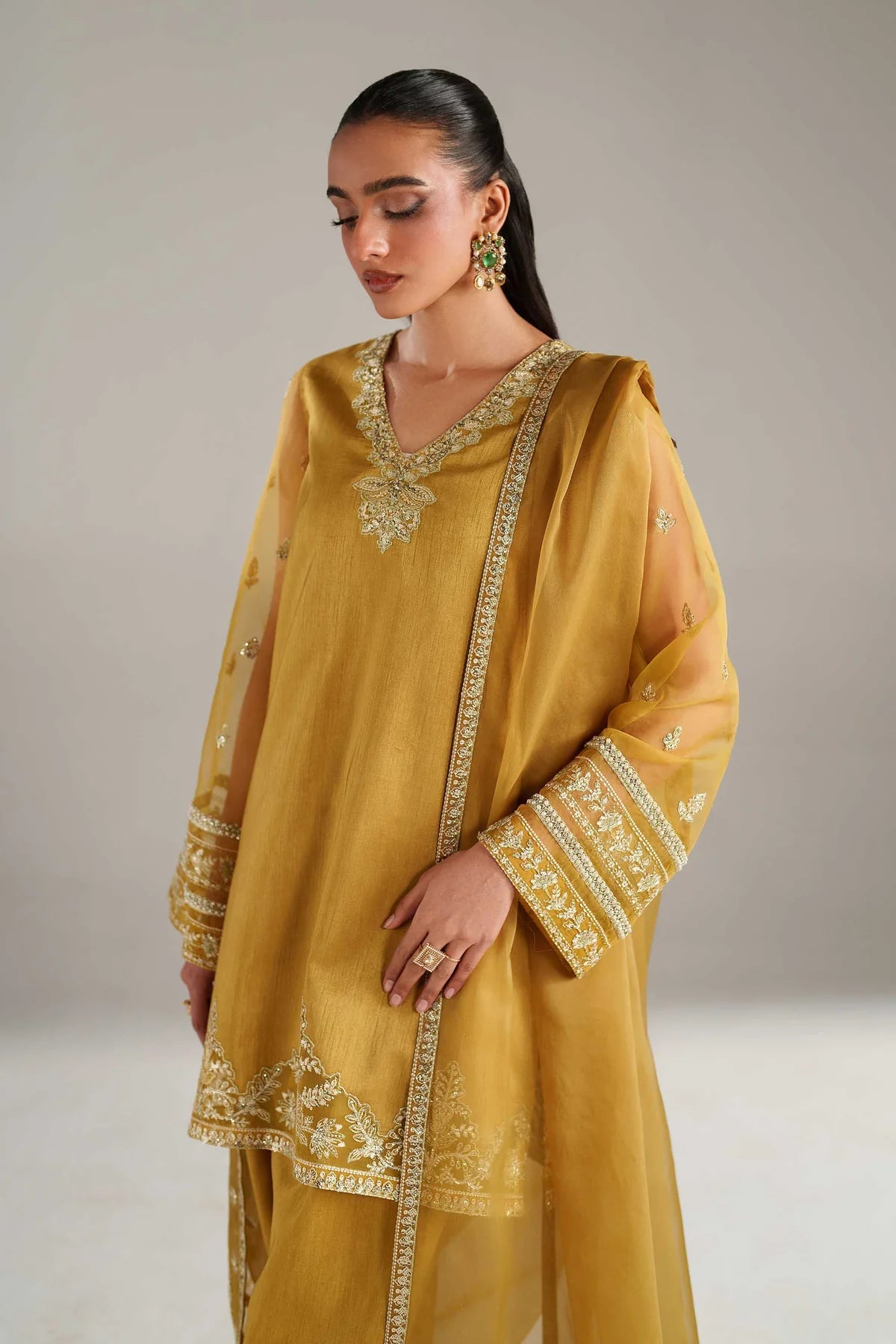 Akbar Aslam Paree style — Mairaz Korean silk three-piece suit reference, view 2 of 5