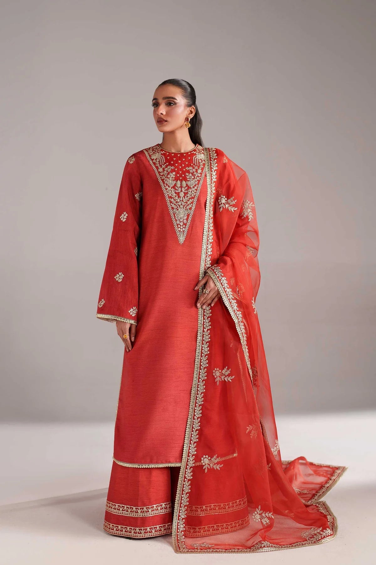 Akbar Aslam Laleh style — Mairaz Korean silk three-piece suit reference, view 1 of 4