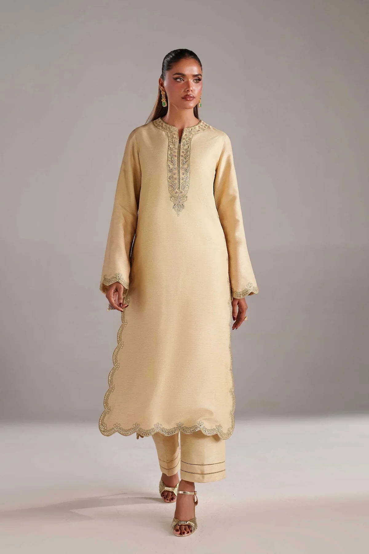 Akbar Aslam Ruhi Style — Mairaz Red Wedding Maxi