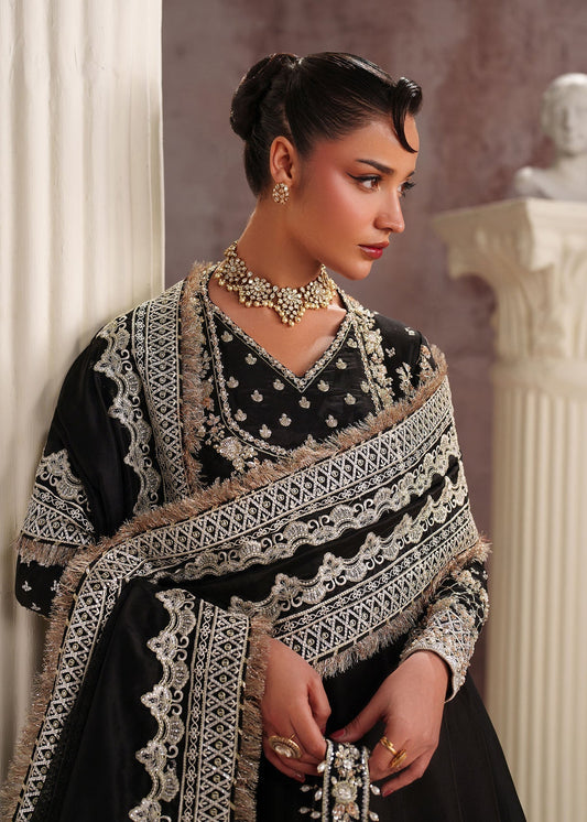 Novara Style — Mairaz Black Lehenga