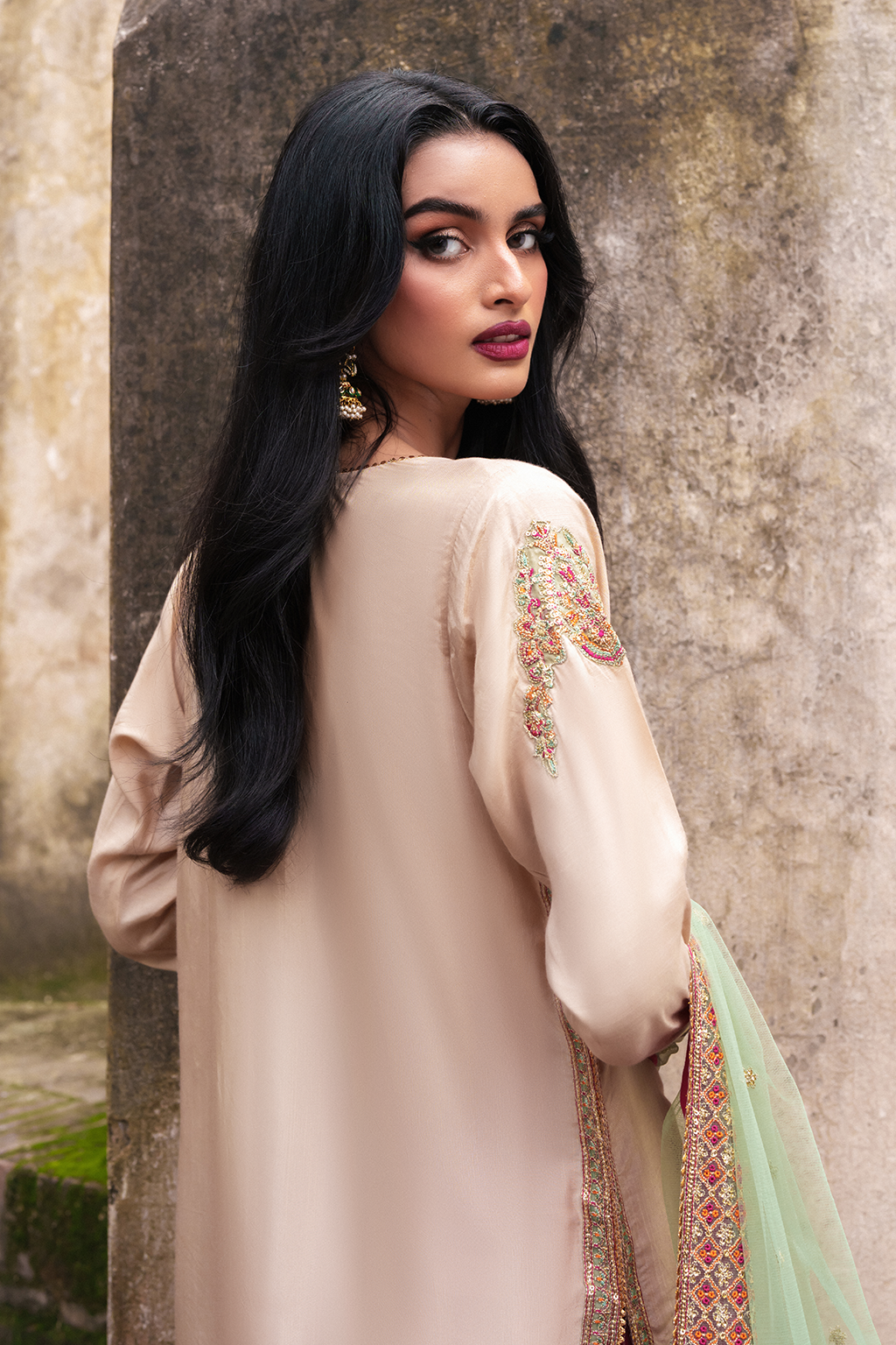 Saad Shaikh Sierra Style — Mairaz Skin Three-Piece Suit