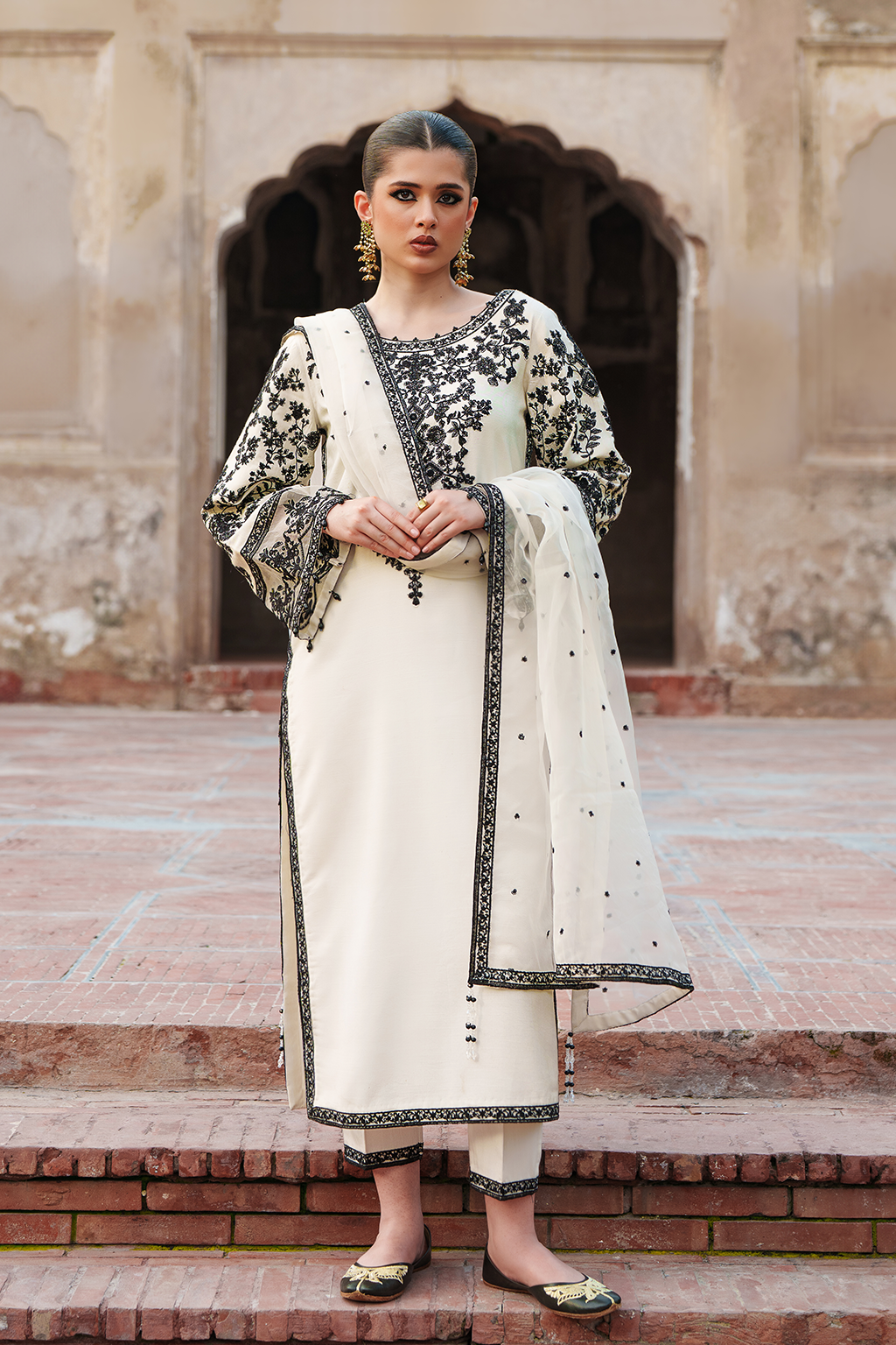 Saad Shaikh – Isle Style — Mairaz reproduction, product view 1 of 6