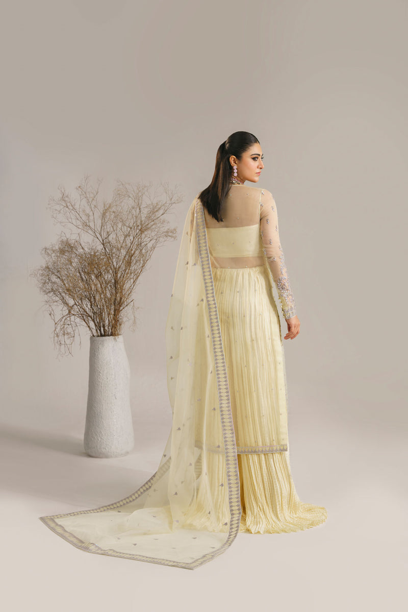 Akbar Aslam Gulbadan U-1522 Style — Mairaz Three-Piece Suit