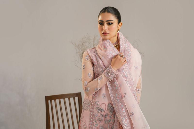 Akbar Aslam Niloufer U-1521 Style — Mairaz Three-Piece Suit