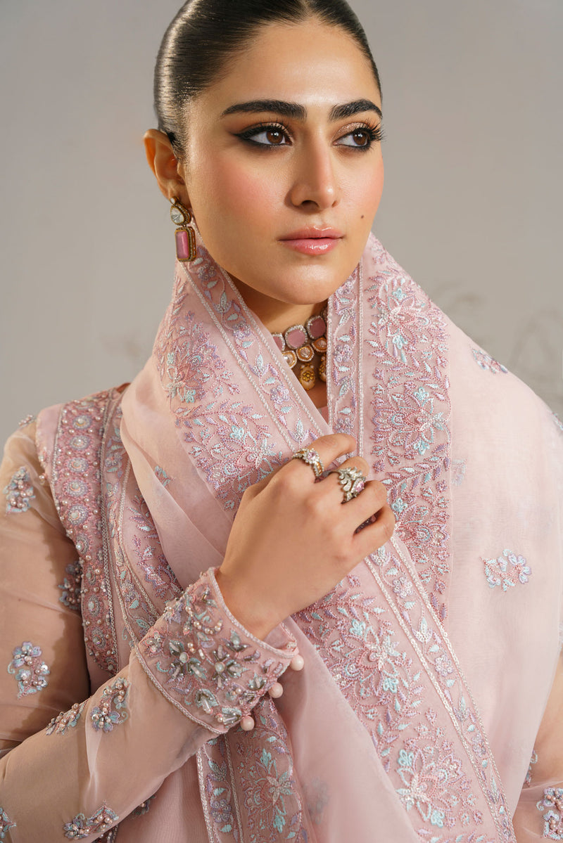 Akbar Aslam Niloufer U-1521 Style — Mairaz Three-Piece Suit
