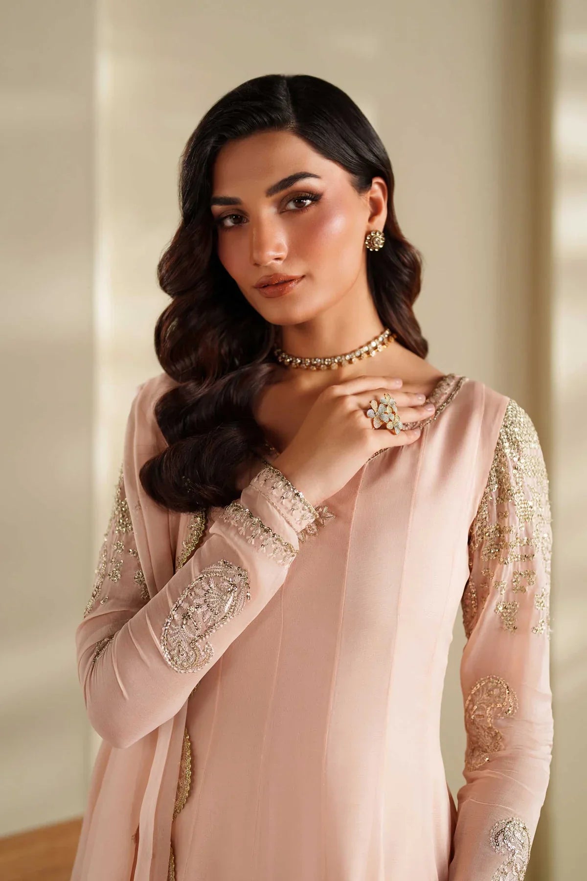 Akbar Aslam Nazie Style — Mairaz Ivory Salwar Kameez