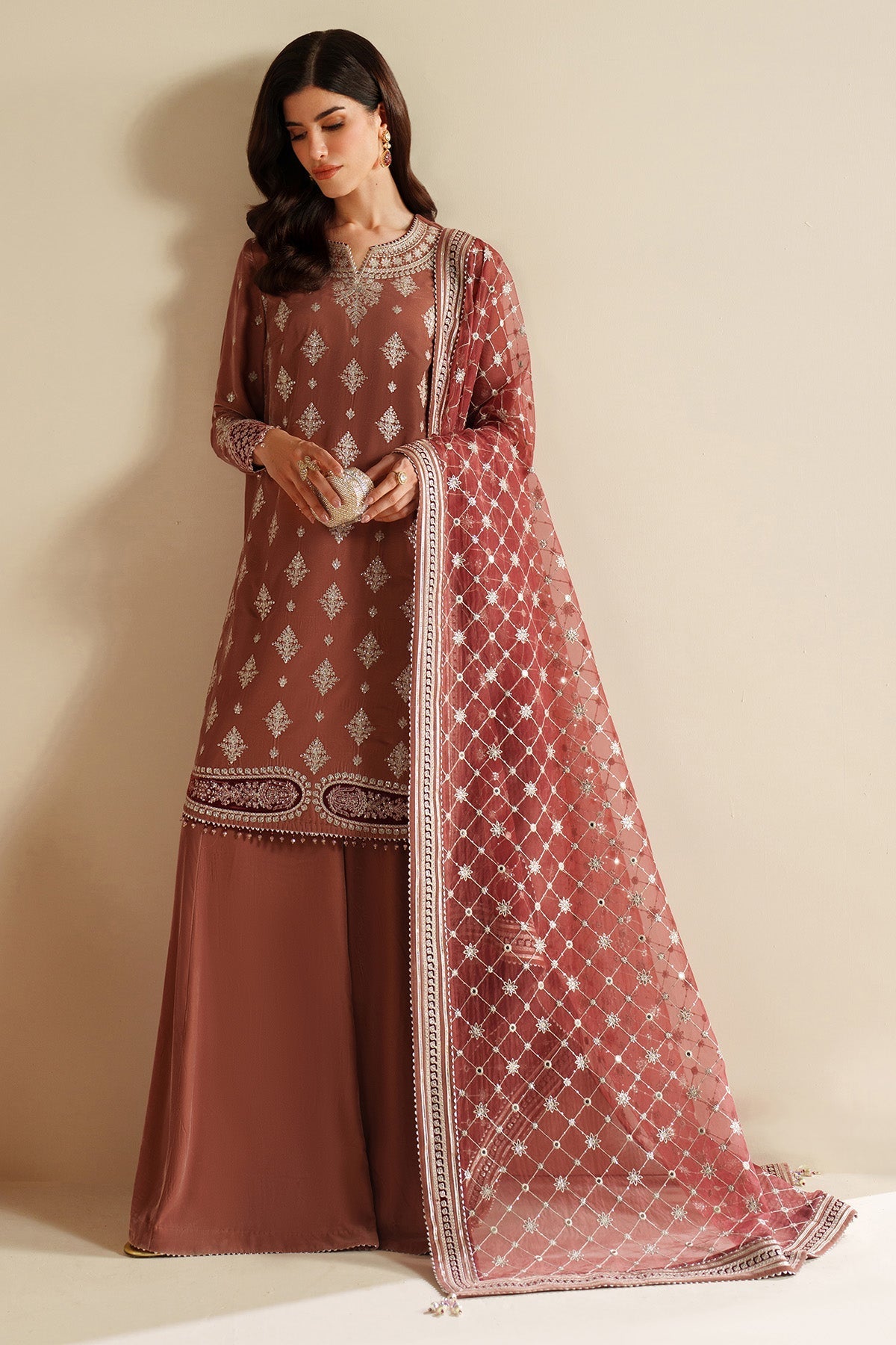 Jazmin VVF D-3 style — Mairaz embroidered velvet three-piece suit reference, view 12 of 12