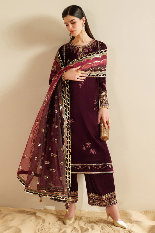 Jazmin VVF D-4 style — Mairaz embroidered velvet three-piece suit reference, view 1 of 9