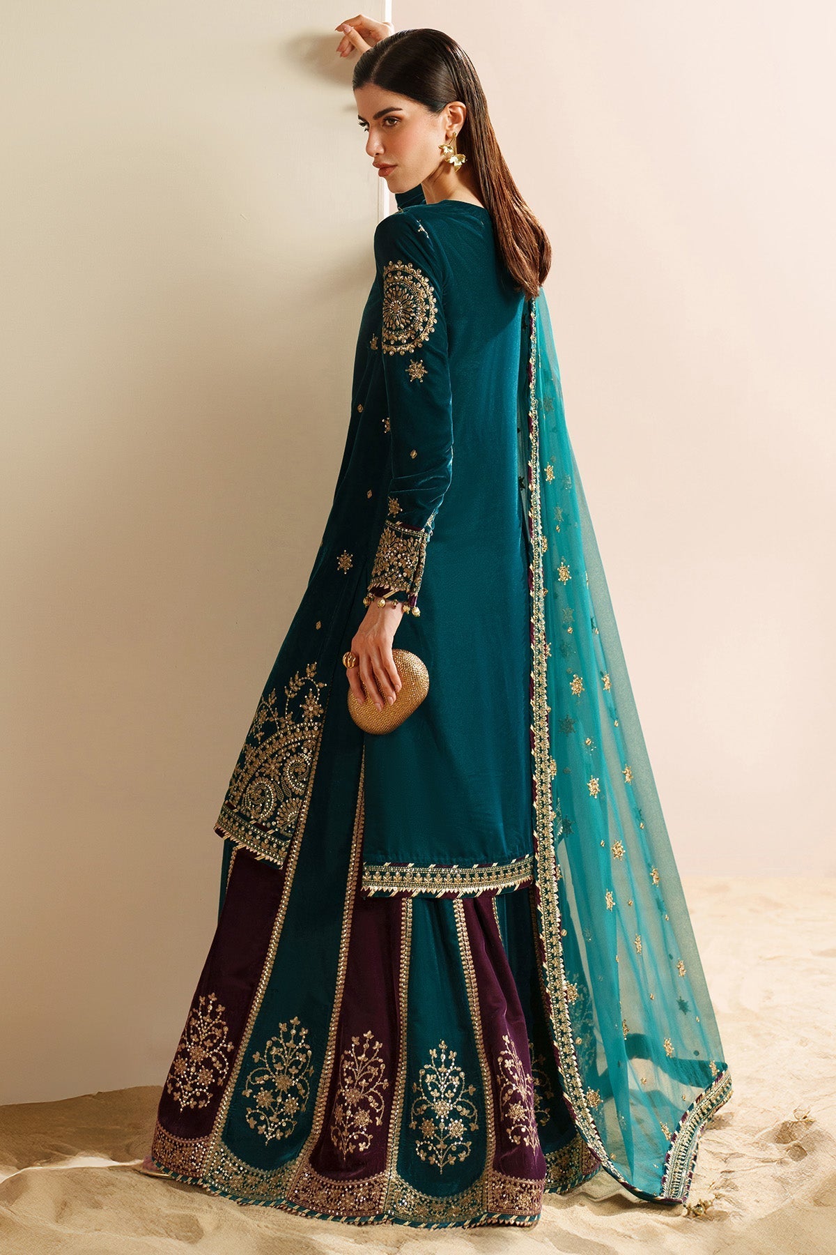 Jazmin VVF D-8 style — Mairaz embroidered velvet three-piece suit reference, view 12 of 12