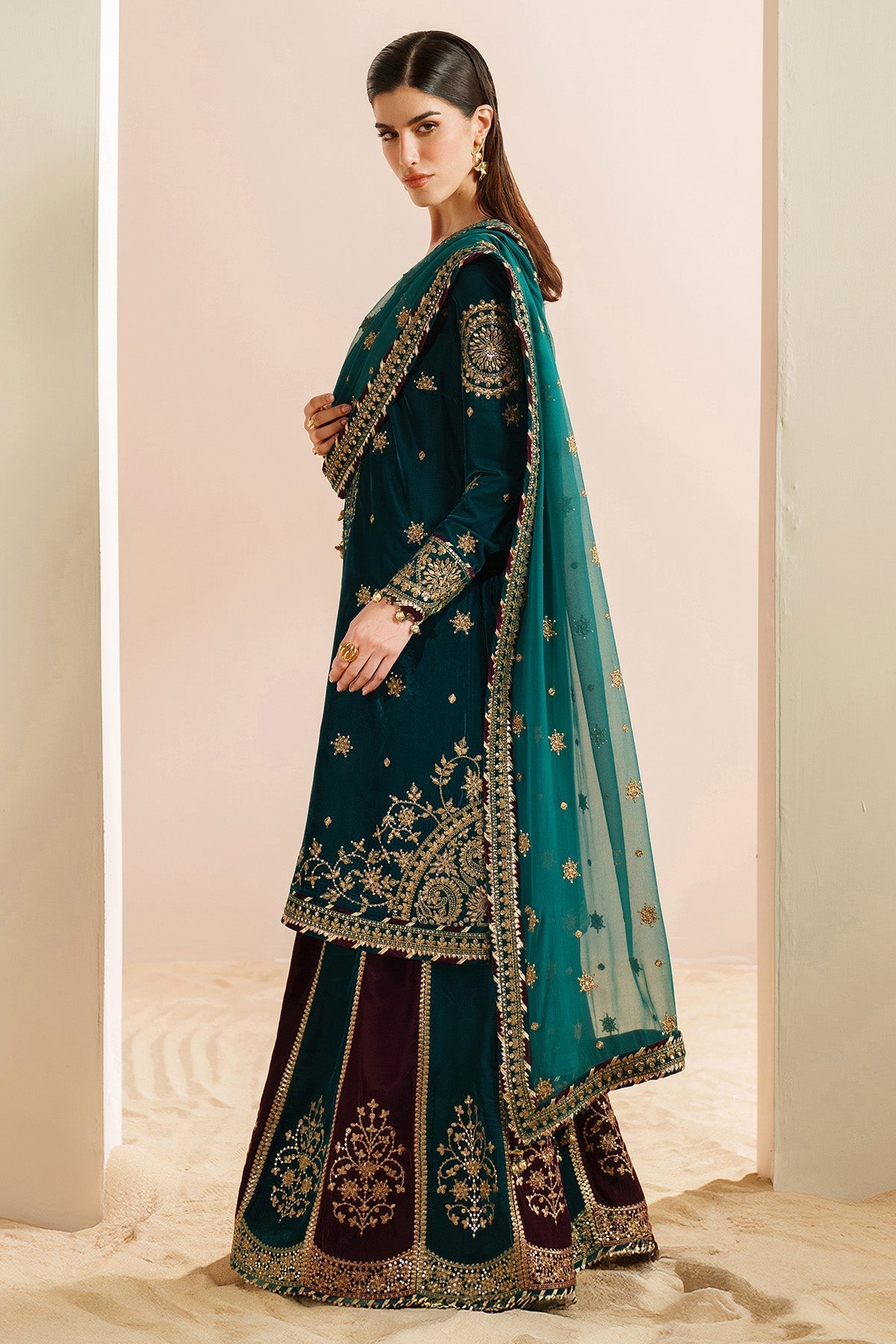 Jazmin VVF D-8 style — Mairaz embroidered velvet three-piece suit reference, view 6 of 12