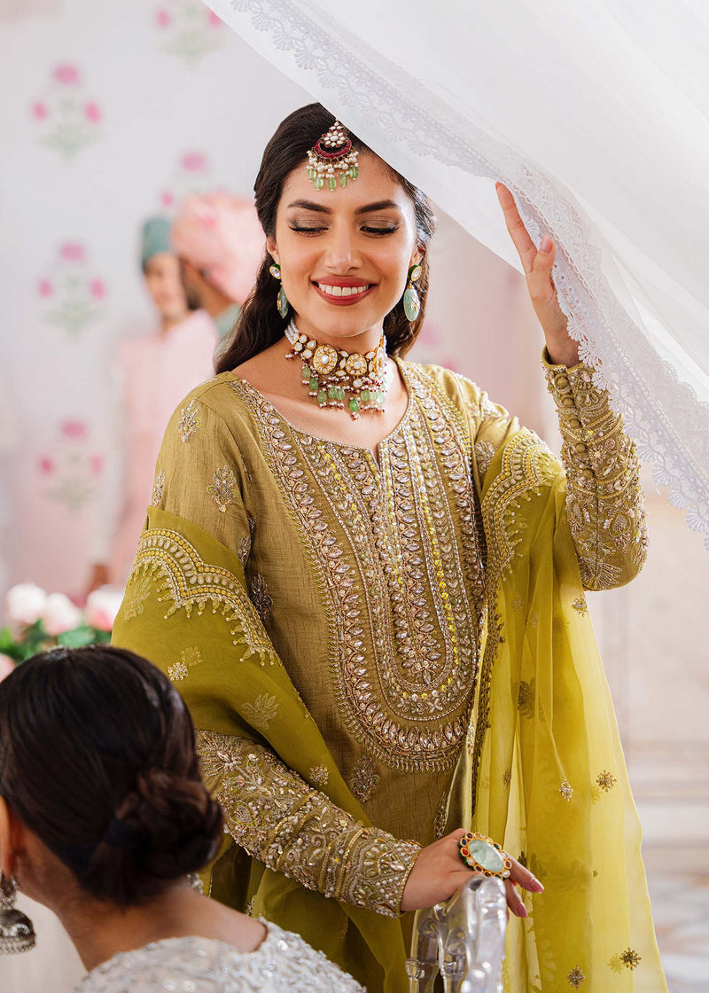 Akbar Aslam Meharzad U-1506 Style — Mairaz Sharara