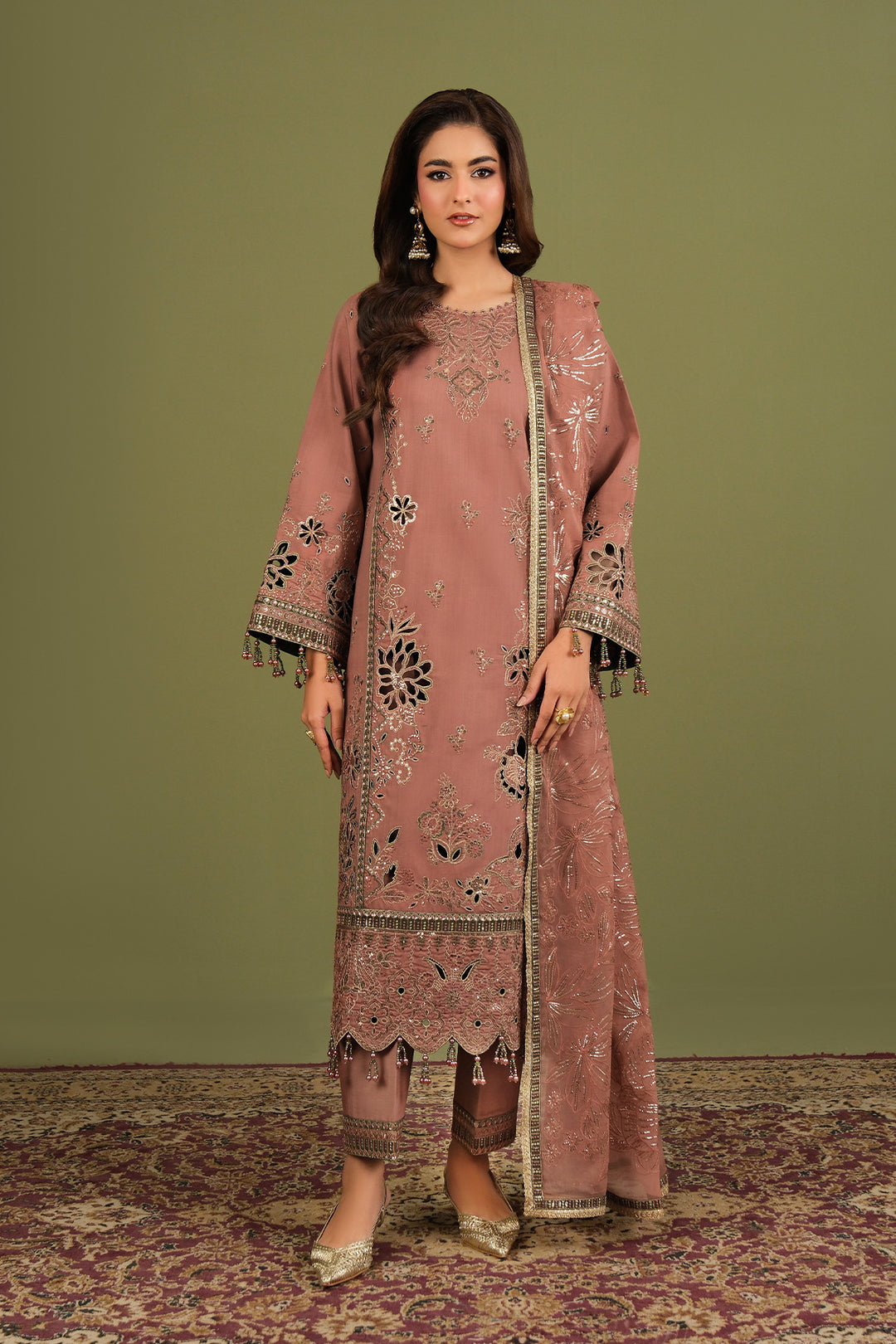 Alizeh Vesper Style — Mairaz Three-Piece Suit