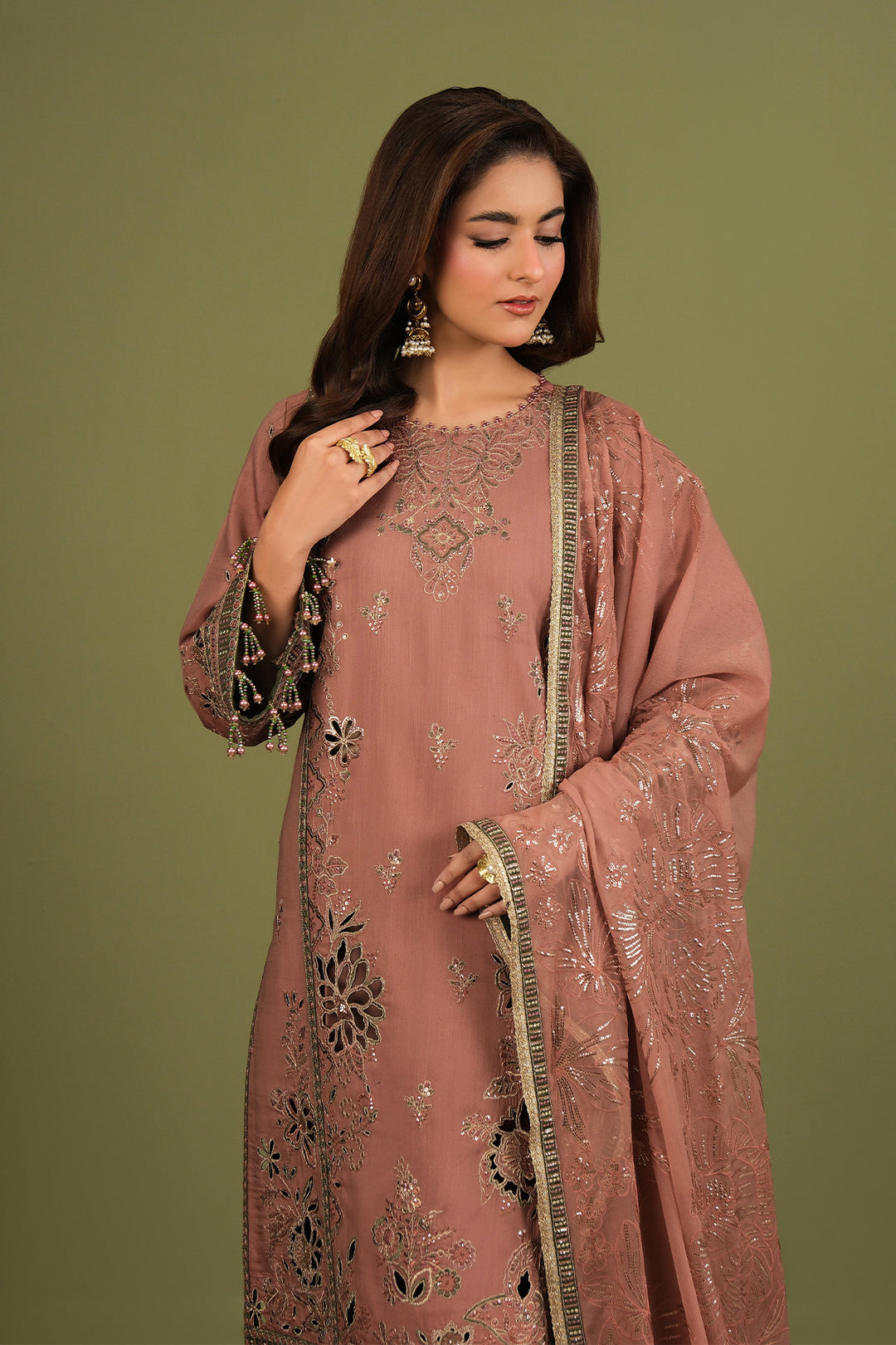 Alizeh Vesper Style — Mairaz Three-Piece Suit