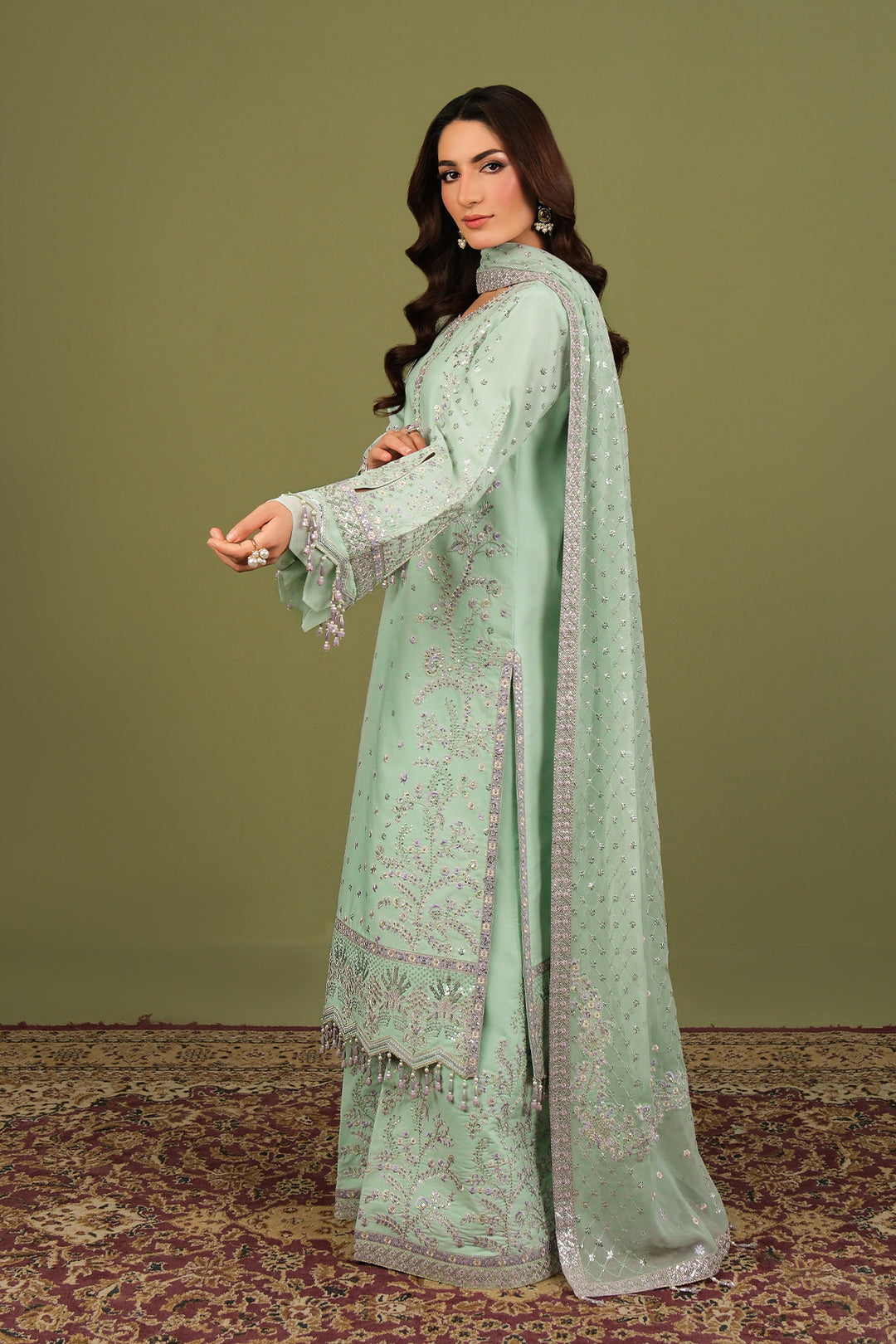 Alizeh AF-RS-15-Pearly Style — Mairaz Three-Piece Suit