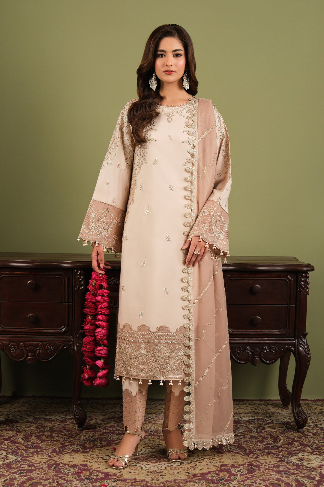 Alizeh AF-RS-10-Castor Style — Mairaz Three-Piece Suit
