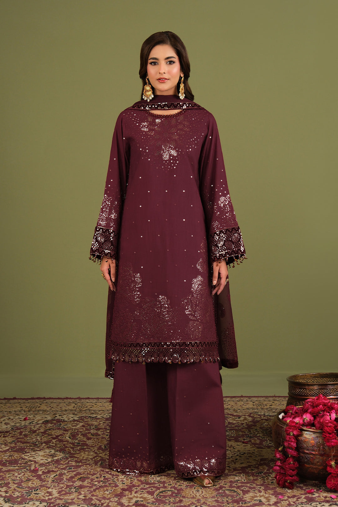 Alizeh Almas Style — Mairaz Three-Piece Suit
