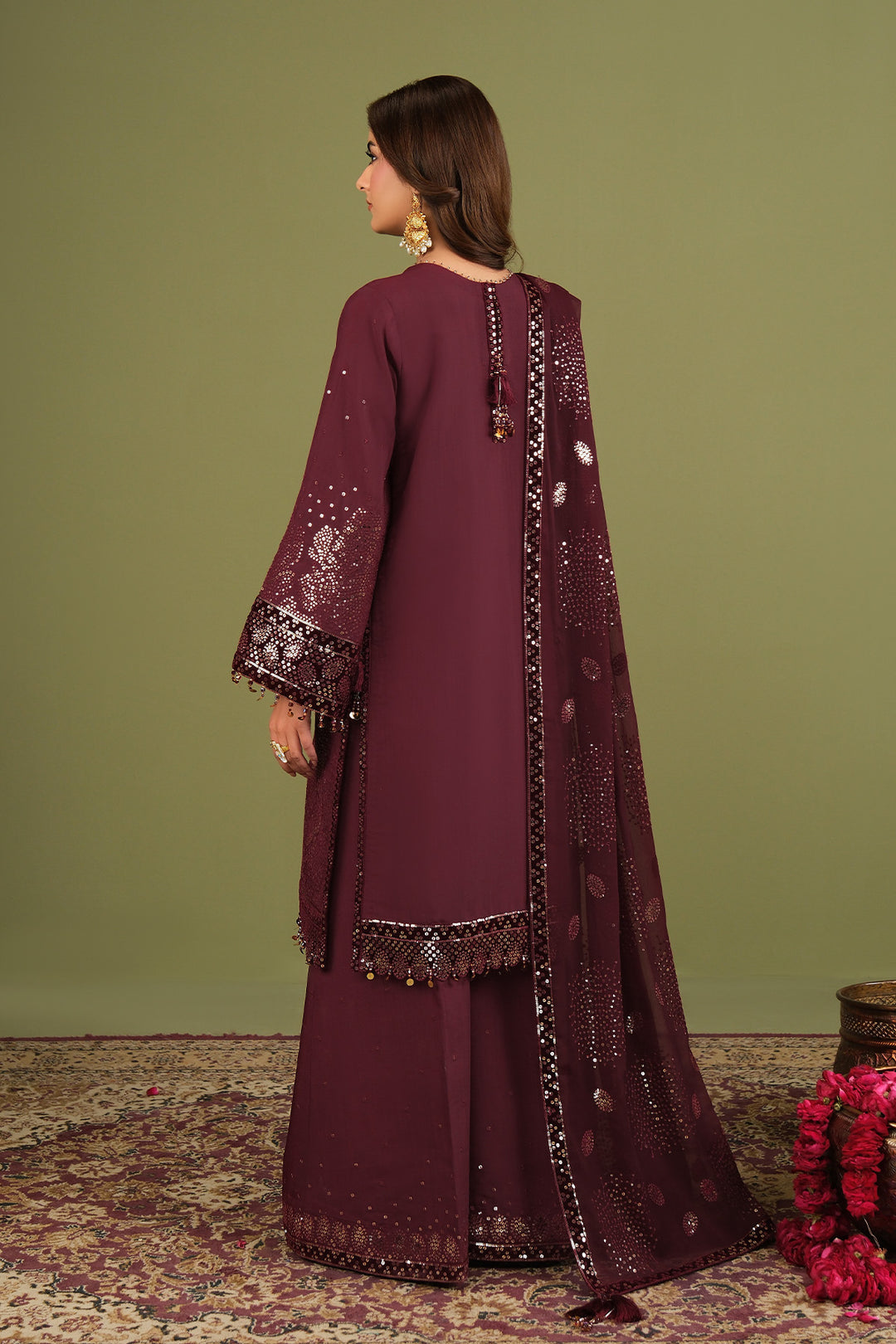 Alizeh Almas Style — Mairaz Three-Piece Suit