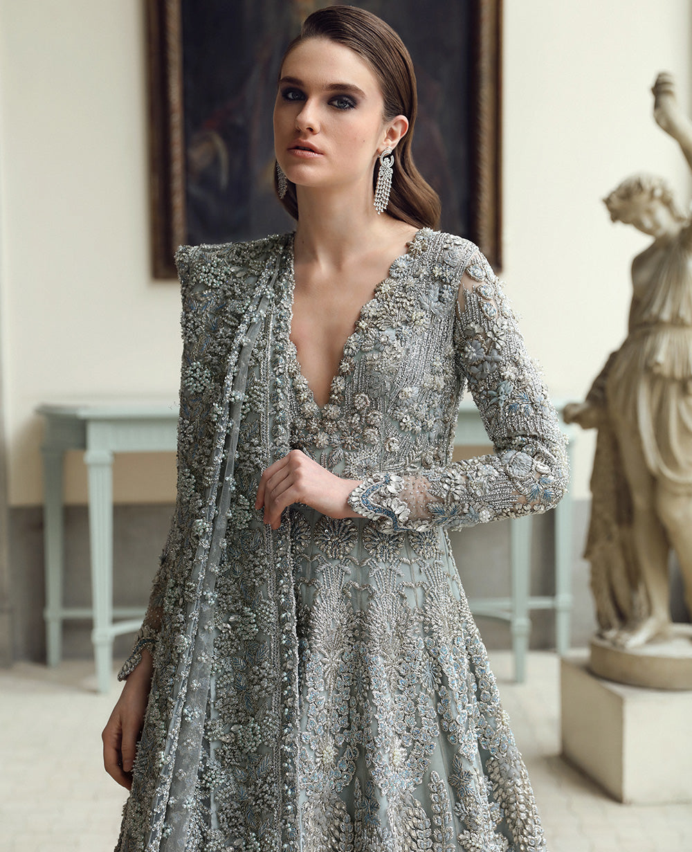 Republic Novella E-66 style — Mairaz silver grey gown reference, view 5 of 6