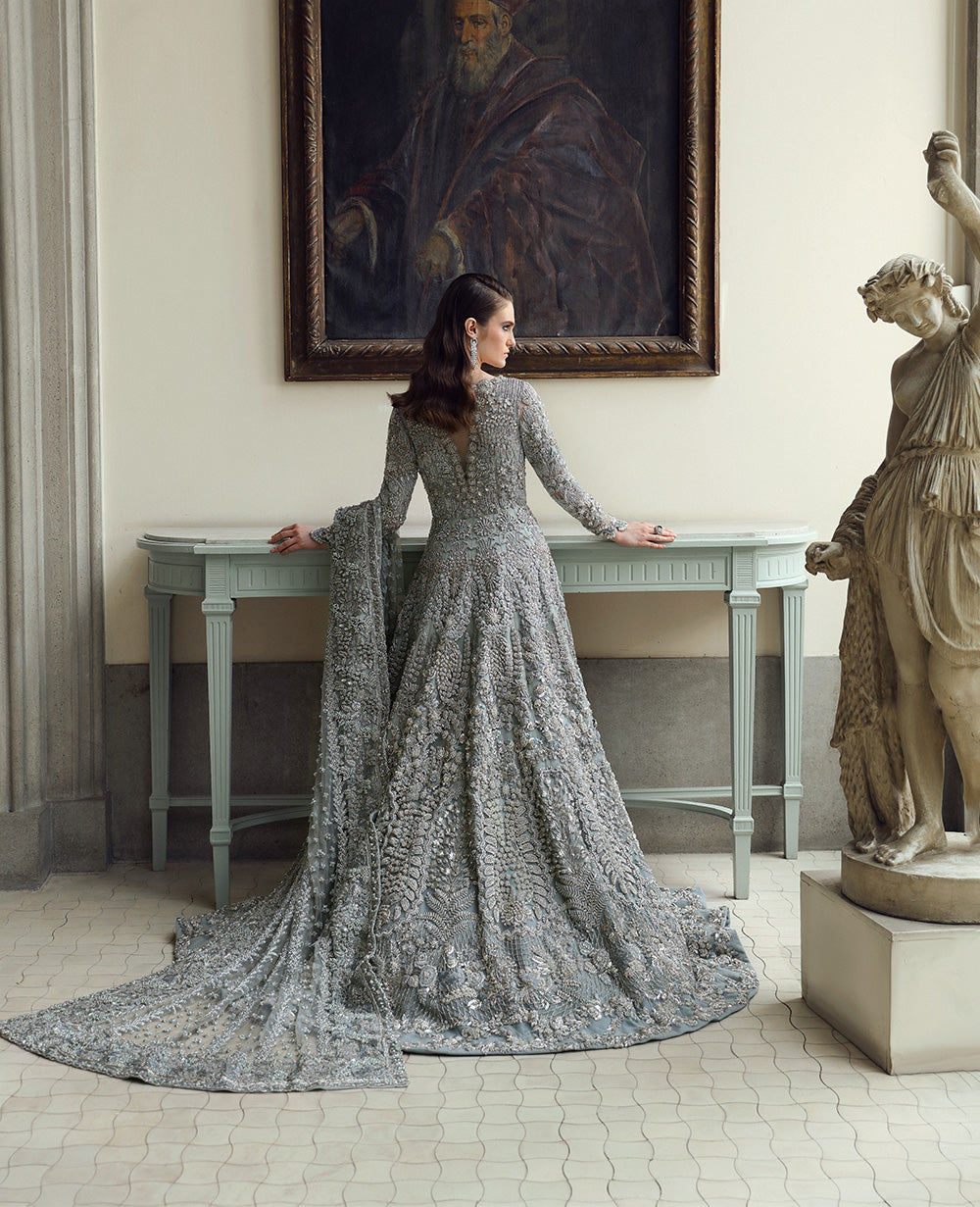 Republic Novella E-66 style — Mairaz silver grey gown reference, view 4 of 6