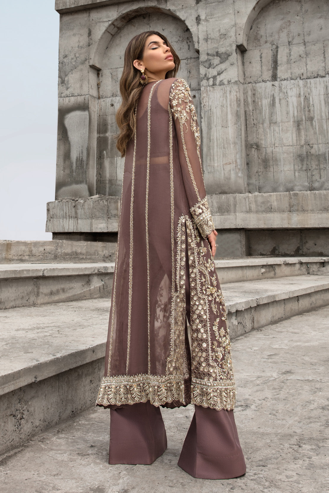 Ayesha Shoaib Malik – F22-012 Style — Mairaz reproduction, product view 2 of 4