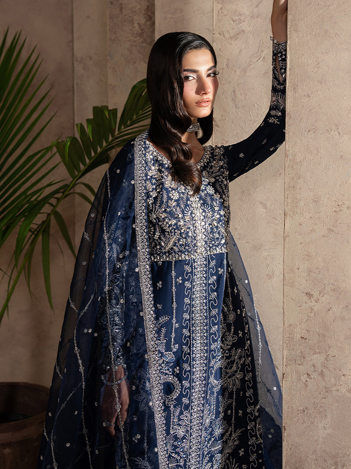 Gulaal Nysira Style — Mairaz Three-Piece Suit