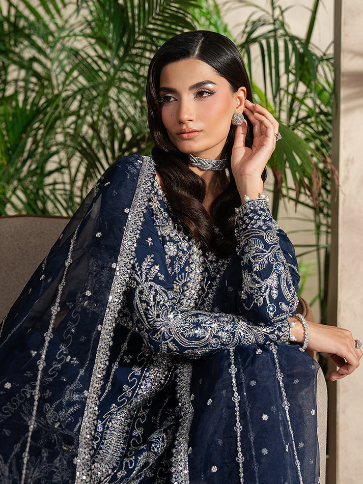 Gulaal Nysira Style — Mairaz Three-Piece Suit