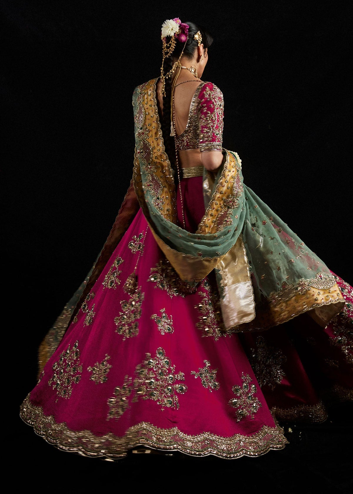 Hussain Rehar Laal style model reference