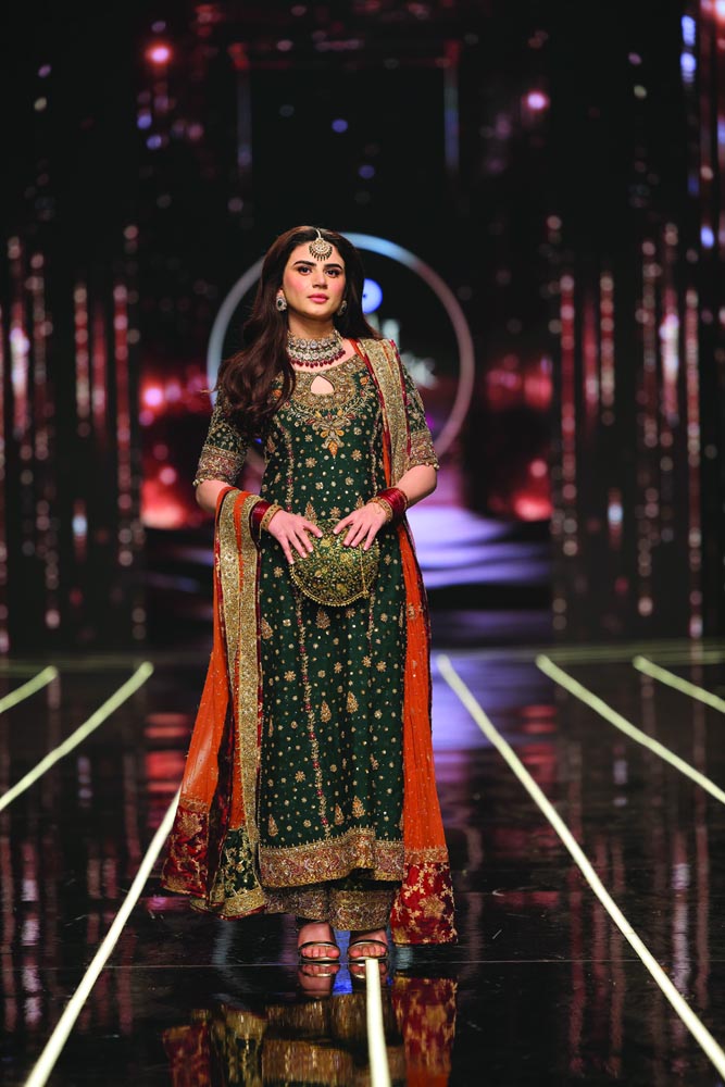 Haris Shakeel – Zubab Rana Style, full front view