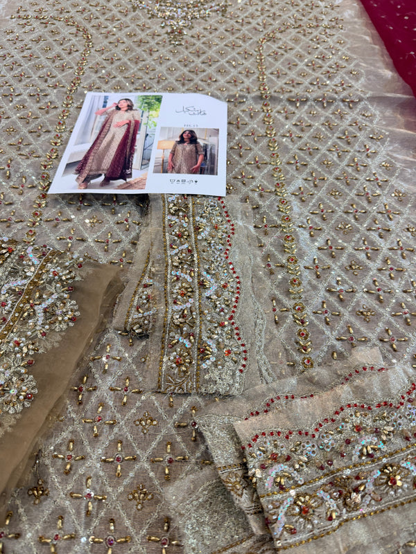 Haris Shakeel – Nawal Style, fabric and embroidery detail 6