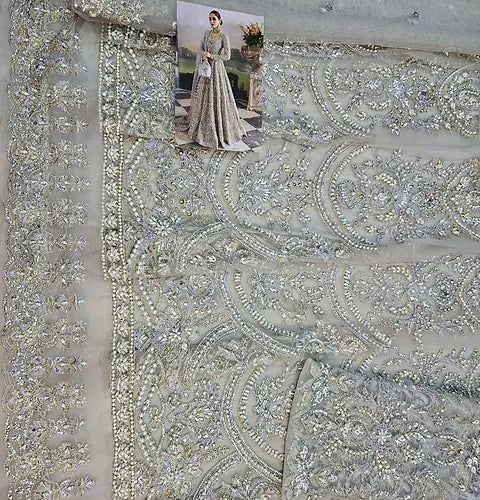 Kanwal Malik – Tania Style