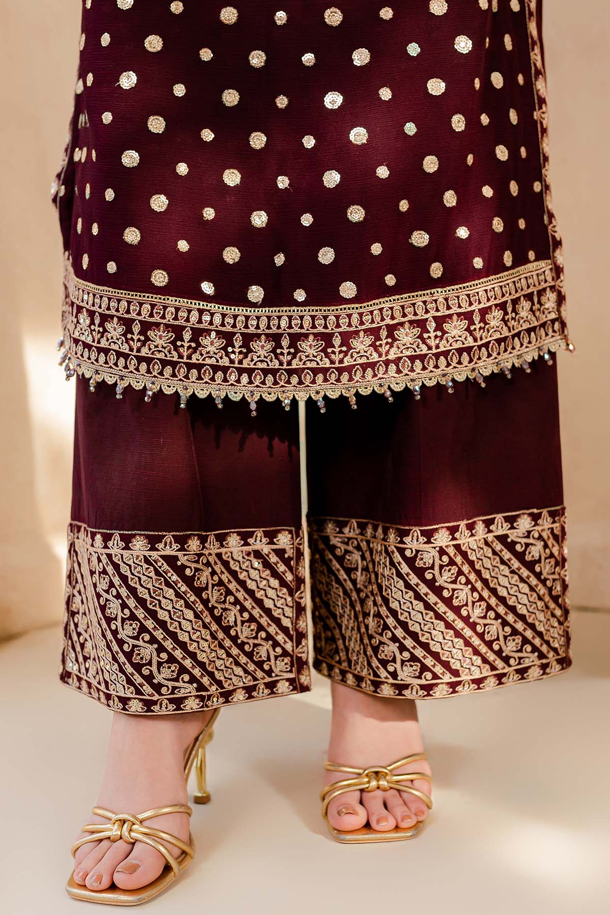 Farasha Mulberry Glaze Style — Mairaz Three-Piece Suit