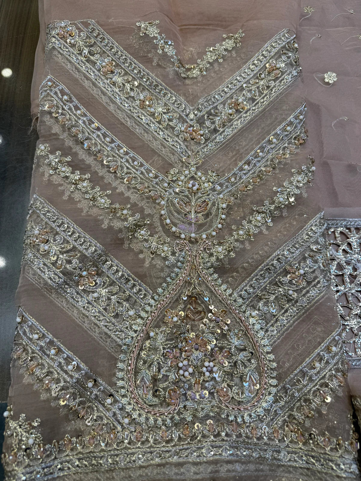 Maria B – Widad Style, embroidered panel detail