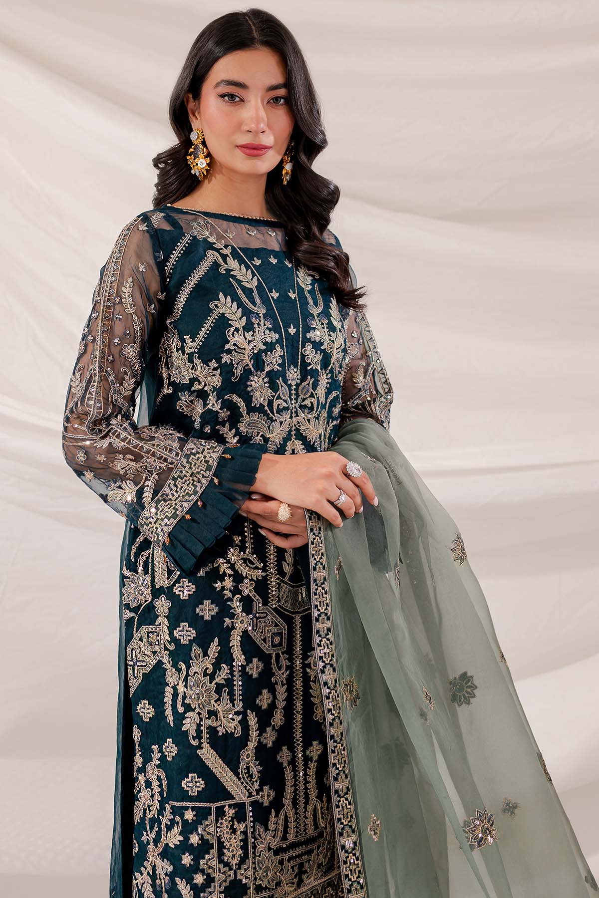 Farasha Shamrock Style — Mairaz Three-Piece Suit