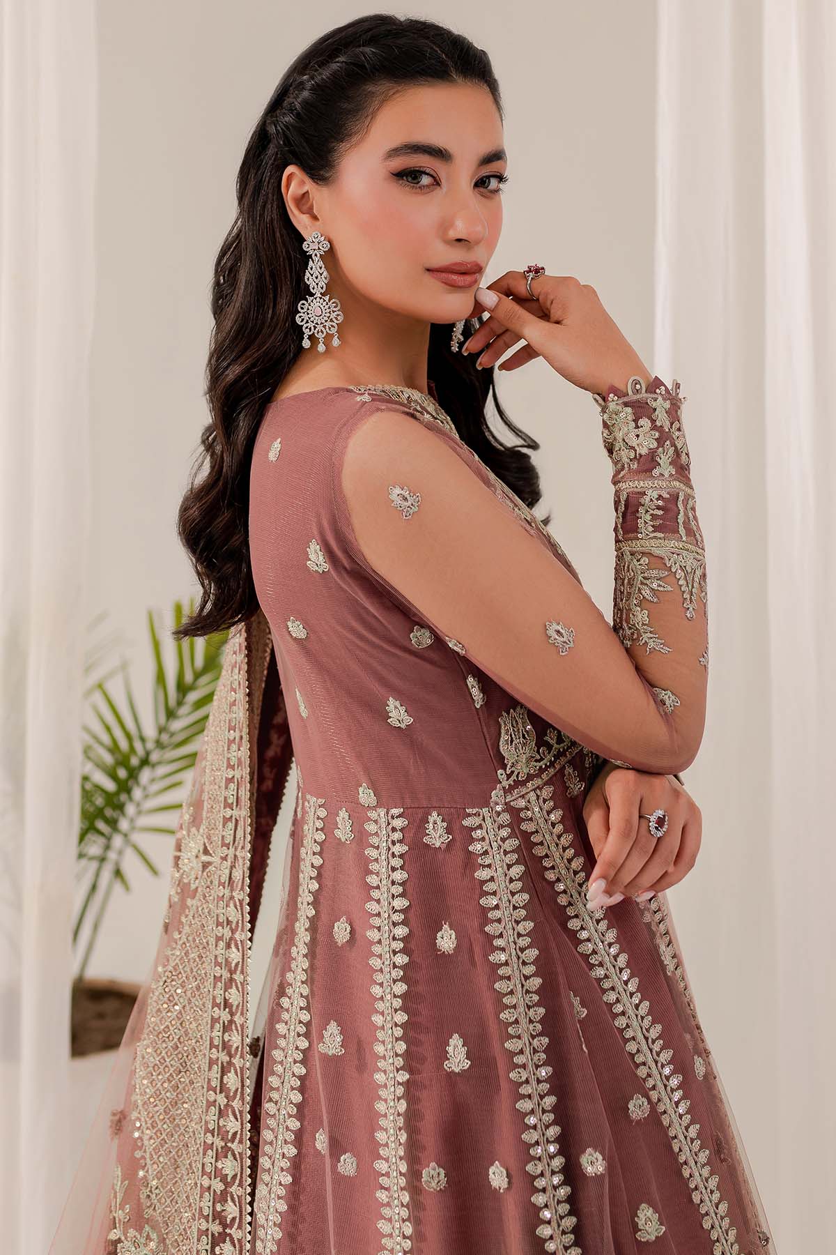 Farasha Jasmine Style — Mairaz Three-Piece Suit
