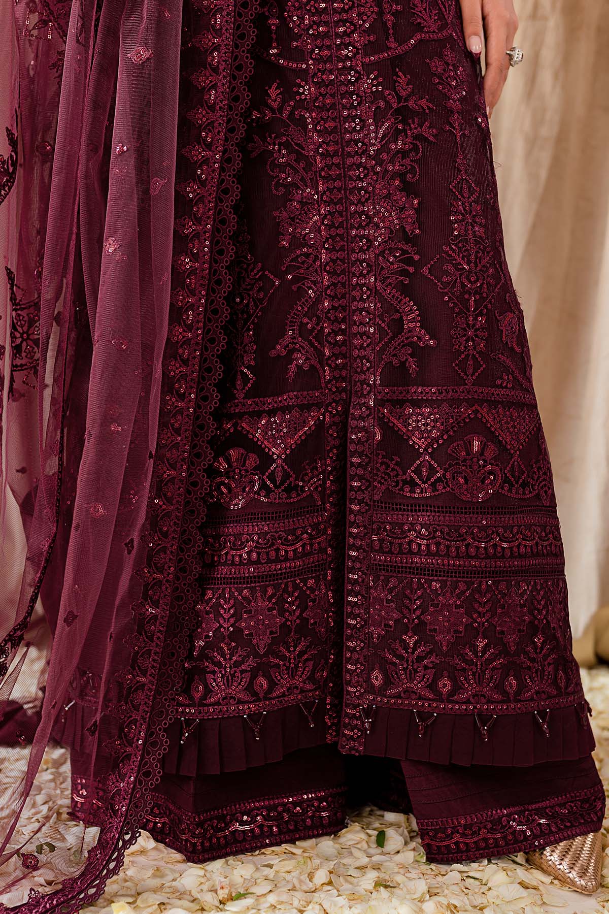 Farasha Cyra Style — Mairaz Three-Piece Suit