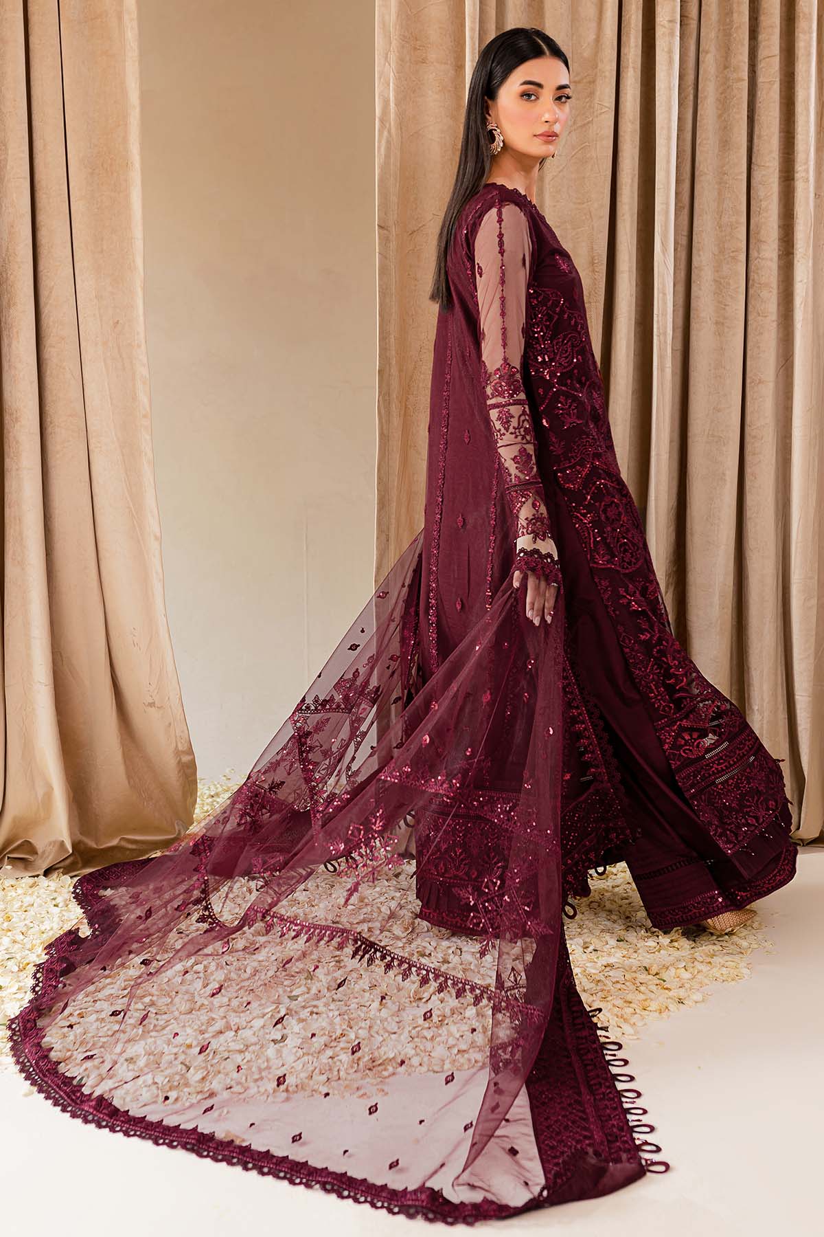 Farasha Cyra Style — Mairaz Three-Piece Suit