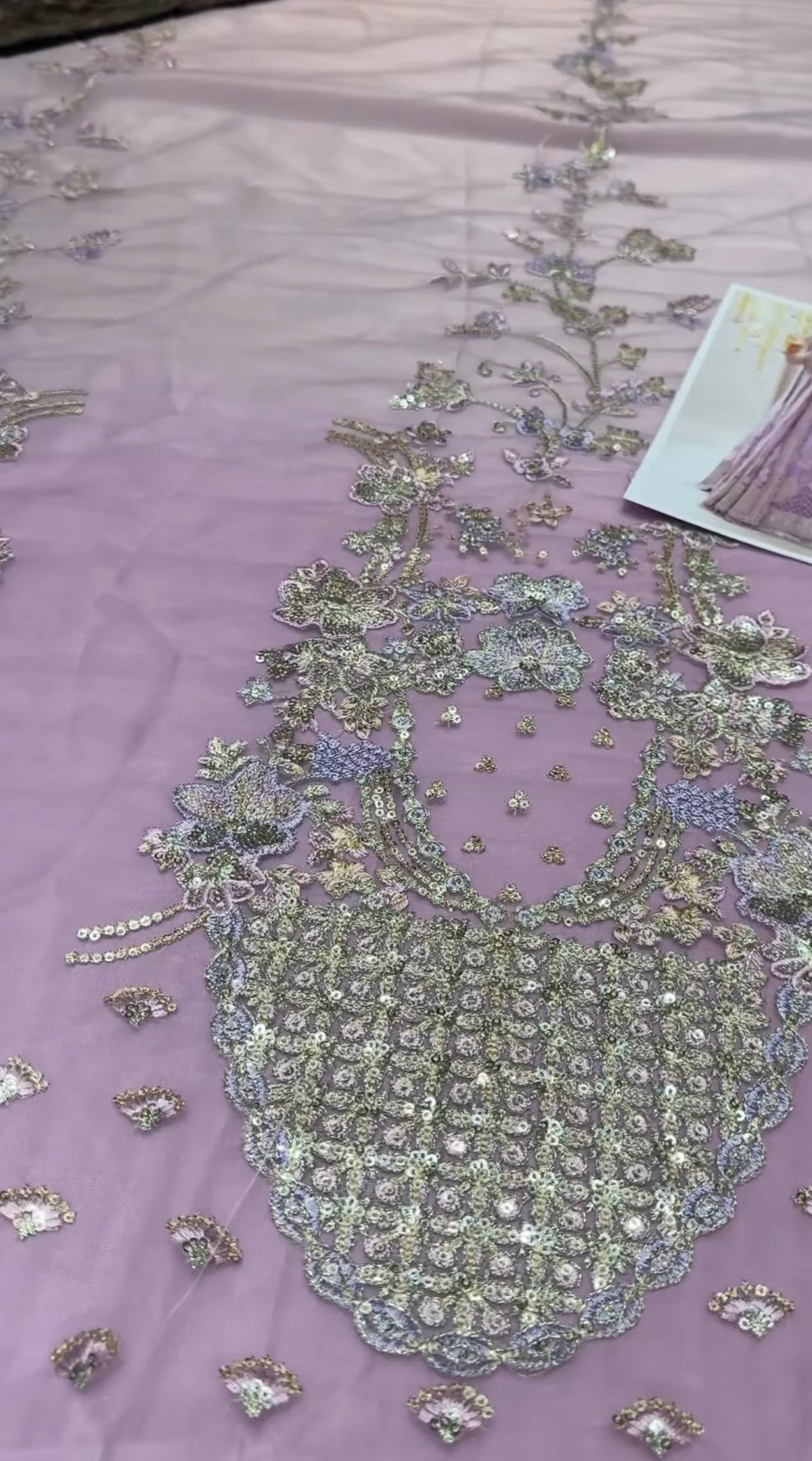 Faiza Saqlain – Pinar Style, bodice embroidery detail