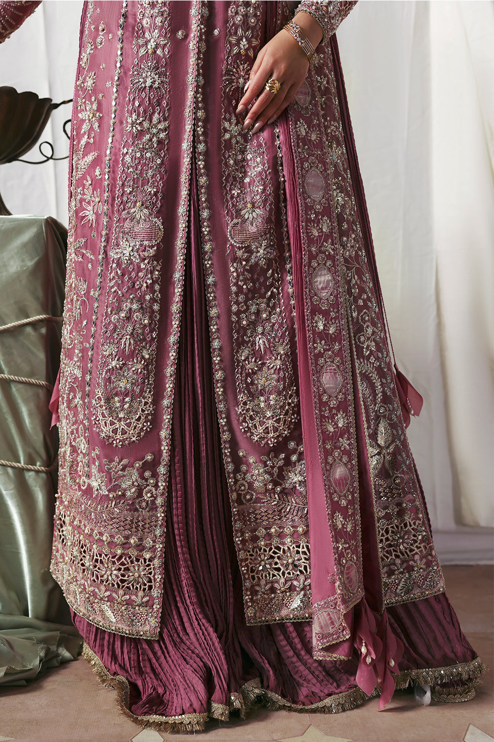 Soraya Isolde Style — Mairaz Mauve Three-Piece Suit