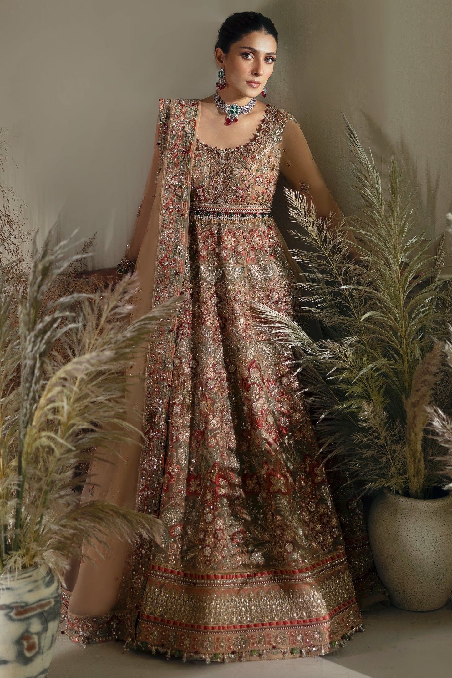 Élan Maharani EC24-04 style — Mairaz beige maxi reference, view 1 of 8
