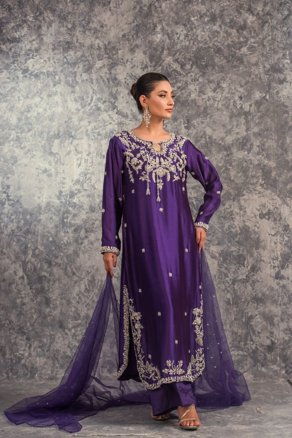 Sehrish Nadeem – Amira Style — Mairaz reproduction, product view 3 of 3