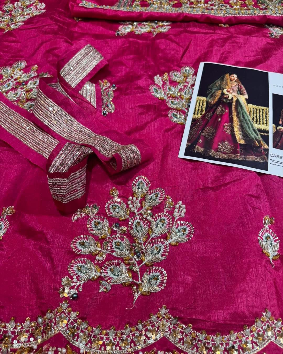 Hussain Rehar Laal style embroidery reference