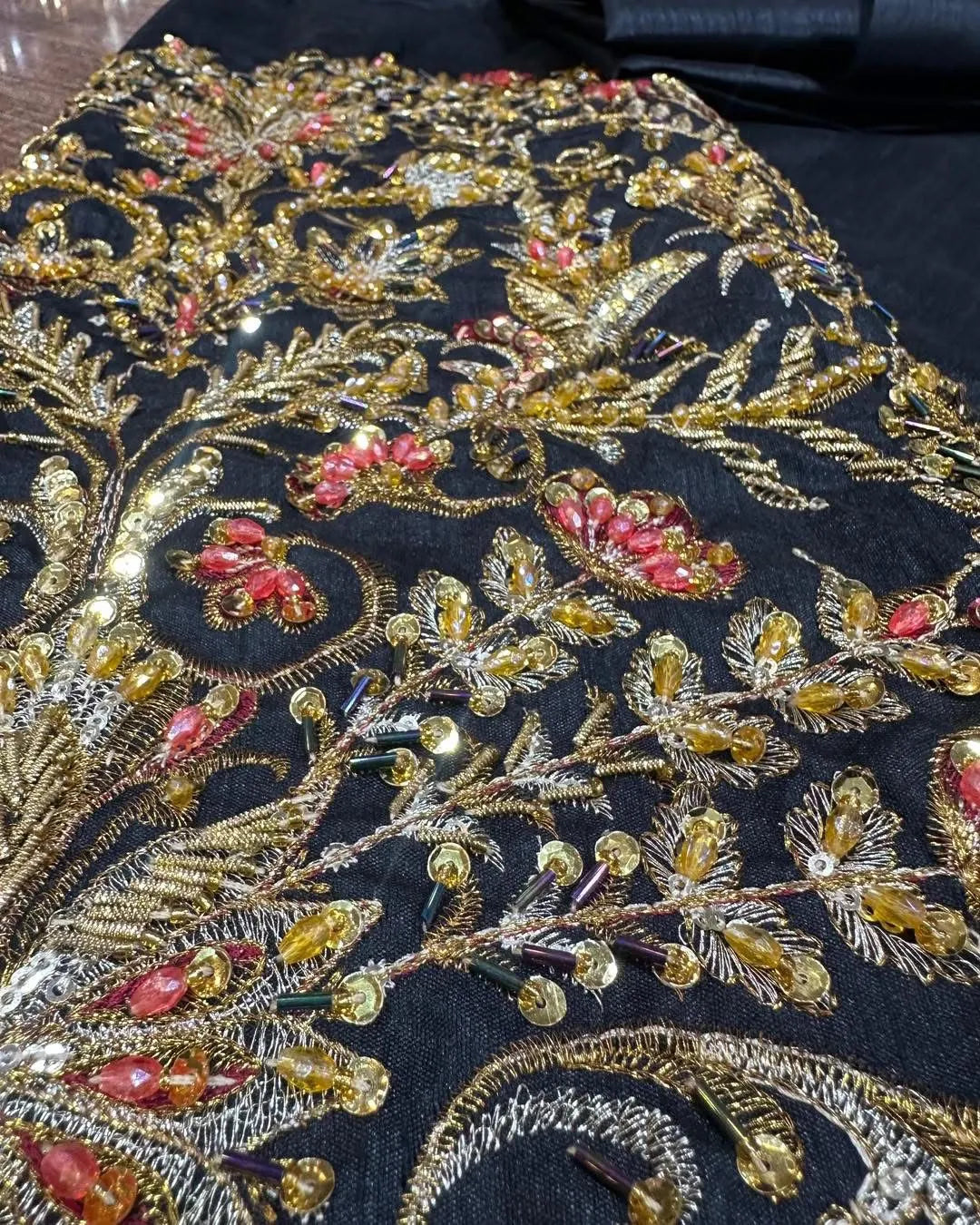 Haris Shakeel – Shayna Style, multicolour floral embroidery close-up